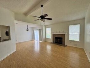 1710 Pheasant Roost in Austin, TX - Building Photo - Building Photo