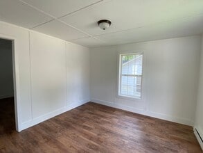 206 Thomas Ln in Lancaster, SC - Building Photo - Building Photo