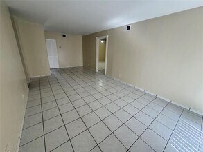 101 Gardens Dr in Pompano Beach, FL - Building Photo - Building Photo