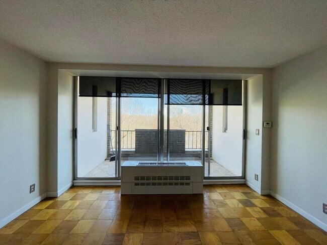 99 Pond Ave, Unit 521 in Brookline, MA - Building Photo - Building Photo