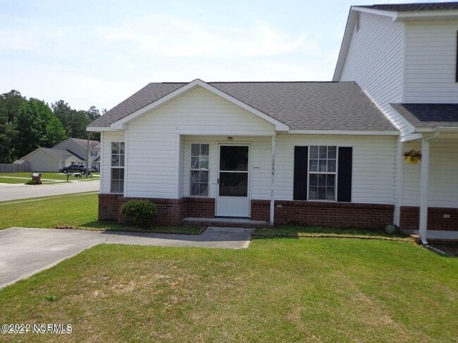 property at 1154 Pueblo Dr