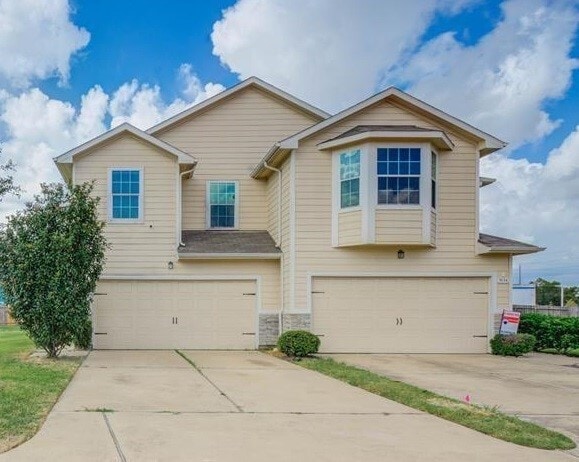 property at 5136 Gable Ln