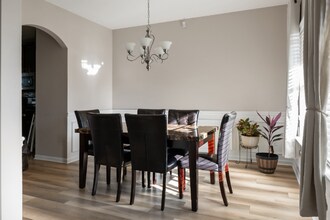 5028 Manning Dr in Douglasville, GA - Foto de edificio - Building Photo