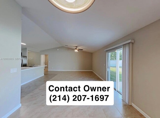 2011 SW Del Rio Blvd in Port St. Lucie, FL - Building Photo - Building Photo