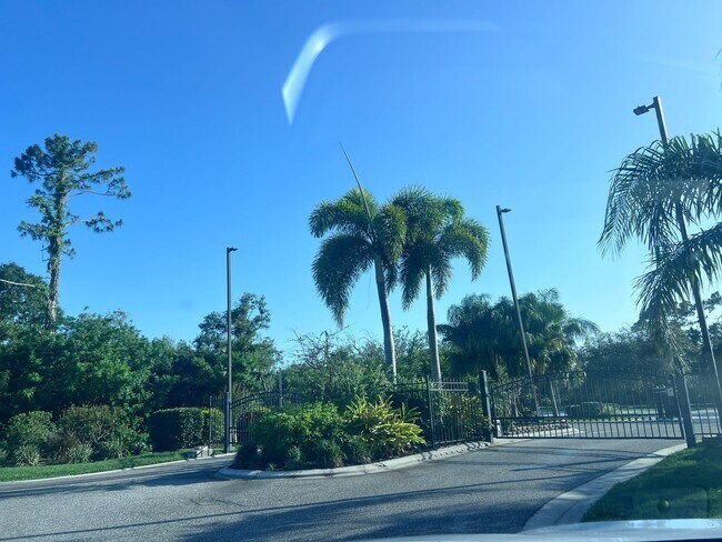 3793 Fairway Dr in North Port, FL - Building Photo - Building Photo