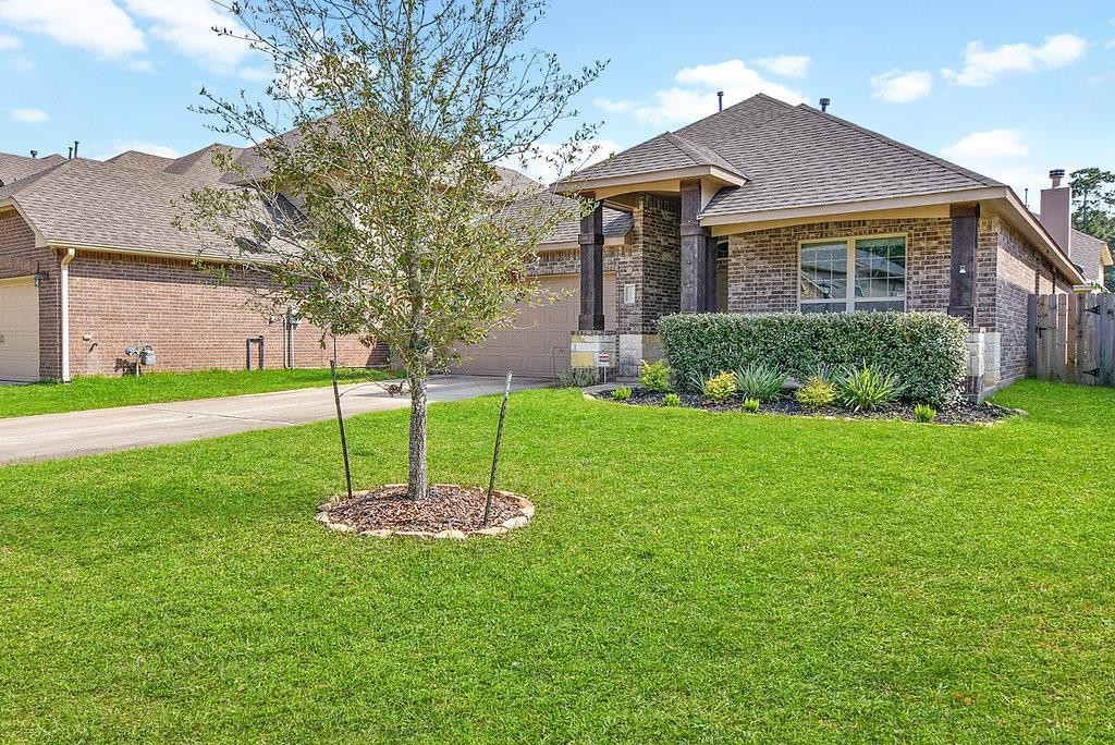 7479 Casita Dr in Magnolia, TX - Foto de edificio