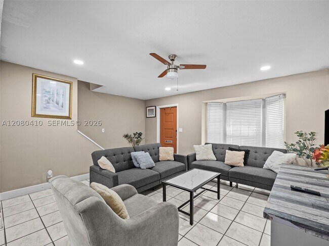 property at 3609 Townhouse Ct