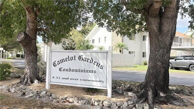 59 Camelot Gardens Blvd in Lehigh Acres, FL - Building Photo - Building Photo