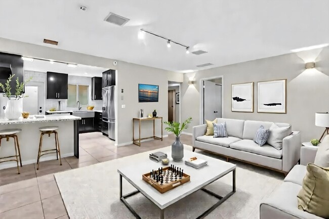 property at 318 NE 1st Ave