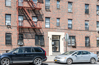 542-556 Dahill Rd in Brooklyn, NY - Building Photo - Building Photo