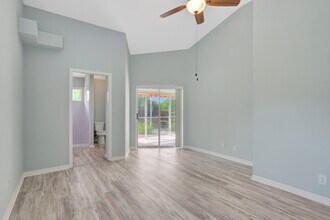 22076 Seashore Cir in Estero, FL - Building Photo - Building Photo
