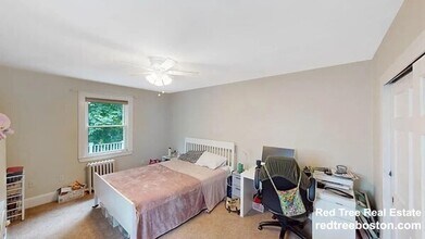 12 Homer St, Unit 1 in Watertown, MA - Foto de edificio - Building Photo