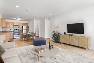 Winner's circle in Ballston Spa, NY - Building Photo