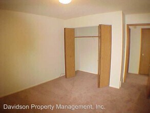 130 W Cheyenne Rd in Colorado Springs, CO - Foto de edificio - Building Photo