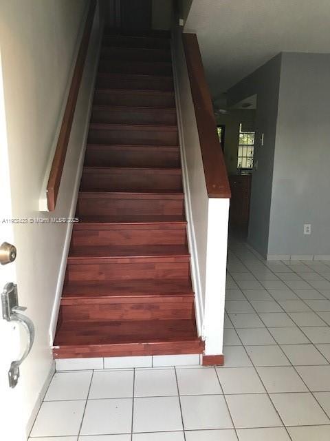 221 NW 109th Ave in Miami, FL - Building Photo - Building Photo