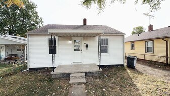 905 W 14th St in Muncie, IN - Building Photo