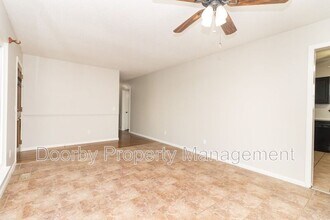 910 Wesley Dr in Middle Valley, TN - Building Photo - Building Photo