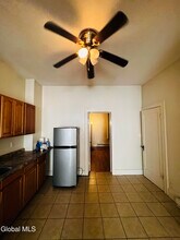 432 Clinton Ave in Albany, NY - Building Photo - Building Photo