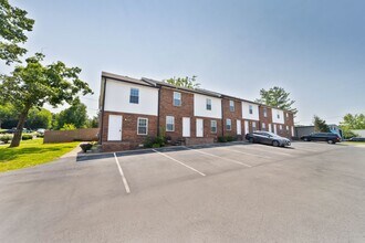 1650 Baltimore Dr. in Clarksville, TN - Building Photo - Primary Photo