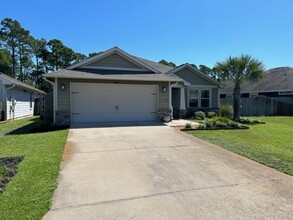 2686 Hartman Ct in Navarre, FL - Building Photo - Building Photo