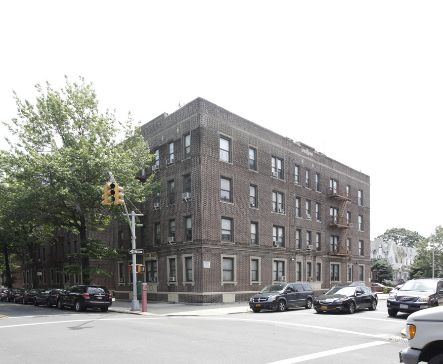 1302 Avenue K in Brooklyn, NY - Foto de edificio