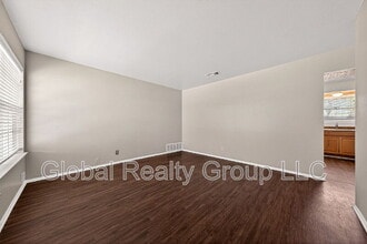 4862 Castle Arms Dr in San Antonio, TX - Building Photo - Building Photo