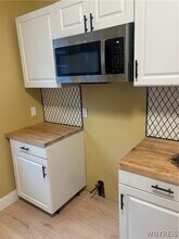 28 Lonsdale Rd in Buffalo, NY - Building Photo - Building Photo