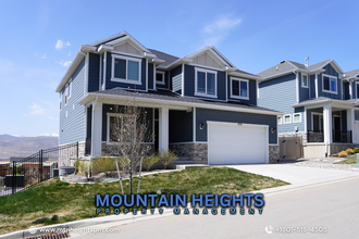 4761 Arctic Fox Cir in Lehi, UT - Building Photo - Building Photo