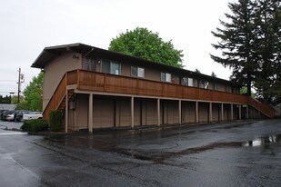 Hidden Court Apartments