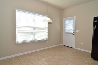 261 Northern Flicker St in Kyle, TX - Building Photo - Building Photo