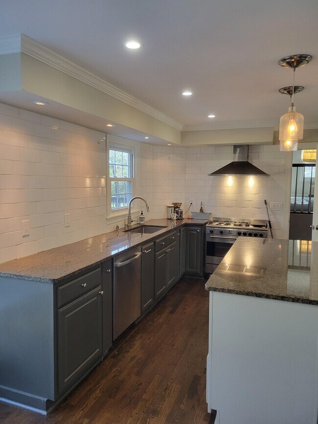 7020 Mayflower Cir in Brentwood, TN - Building Photo - Building Photo