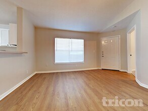 3239 Kelling St in Houston, TX - Foto de edificio - Building Photo