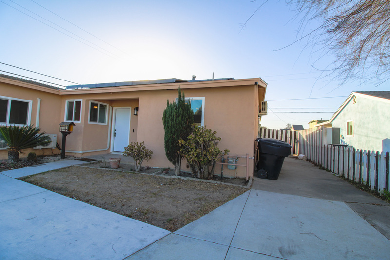 11681 Mossler St in Anaheim, CA - Building Photo