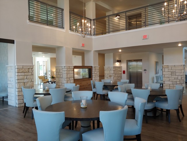 Merritt Heritage Senior Village Apartments in Georgetown, TX - Foto de edificio - Building Photo