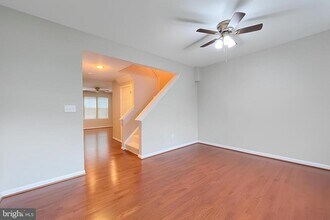 4073 Britwell Pl in Fairfax, VA - Building Photo - Building Photo