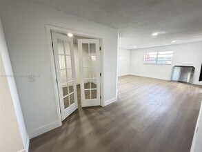 22605 SW 66th Ave in Boca Raton, FL - Building Photo - Building Photo