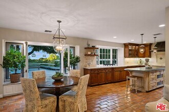 23731 Park Madrid in Calabasas, CA - Building Photo - Building Photo