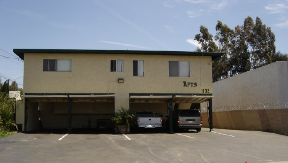 1132 S Vine St in Fallbrook, CA - Foto de edificio - Building Photo