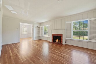 1308 Rivara Rd in Stockton, CA - Building Photo - Building Photo