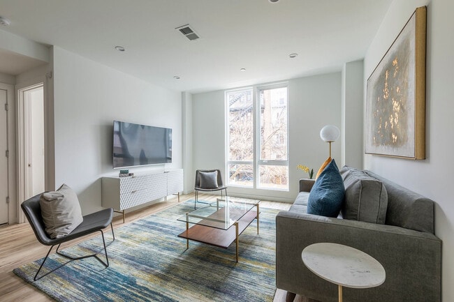 300 Marshall Dr in Hoboken, NJ - Foto de edificio - Building Photo