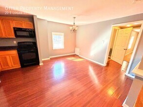 20 E Logan St in Philadelphia, PA - Building Photo - Building Photo