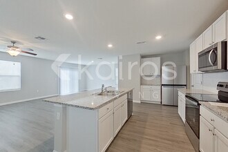 8656 SW 43rd Ter in Ocala, FL - Building Photo - Building Photo