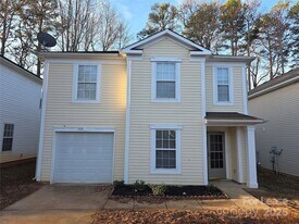 7014 Sycamore Grove Ct in Charlotte, NC - Building Photo