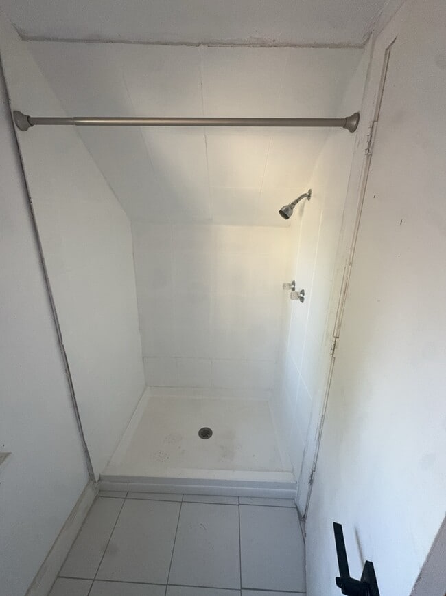 6740 Robbins Ave in St. Louis, MO - Building Photo - Building Photo