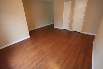 912 E Magnolia Ave in Auburn, AL - Building Photo - Building Photo