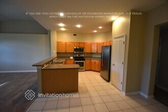 1413 W River Ct in Valrico, FL - Foto de edificio - Building Photo