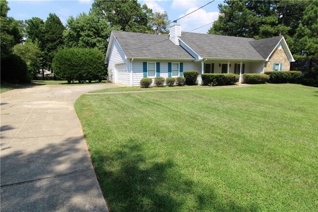 property at 2320 Ridgedale Dr SW