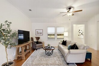 14501 Falcon Head Blvd in Austin, TX - Building Photo - Building Photo