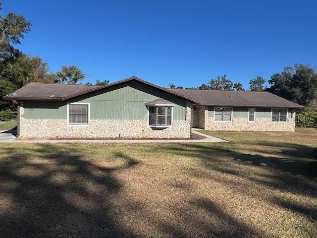 881 NE 120th Pl in Ocala, FL - Building Photo