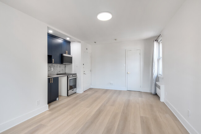 property at 1201 Hope Av